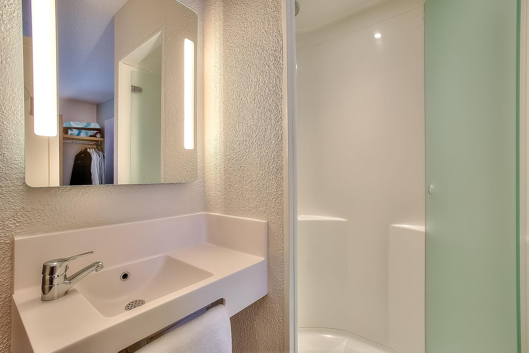 B&B Hôtel Antibes Sophia Antipolis Biot Exterior foto