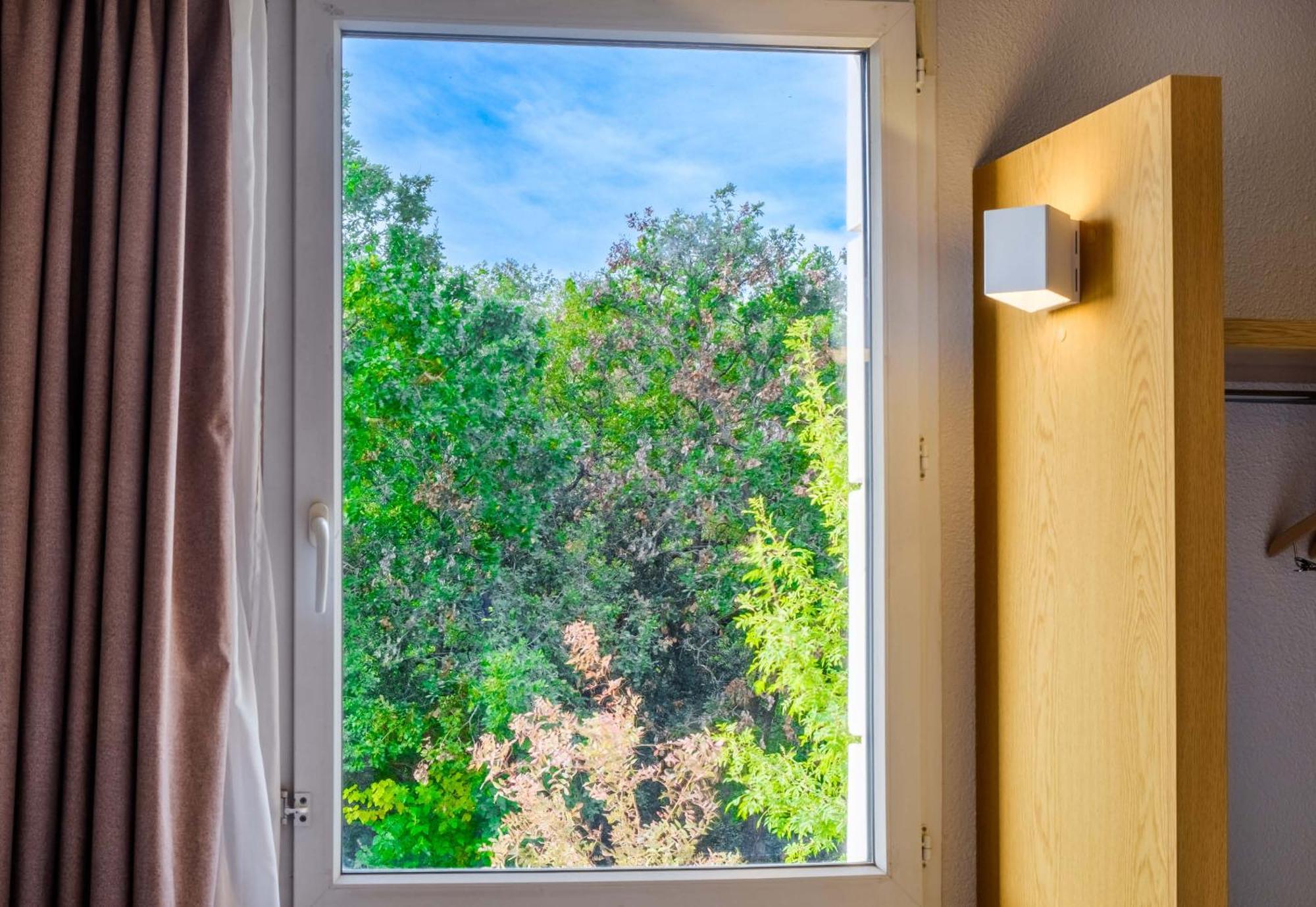 B&B Hôtel Antibes Sophia Antipolis Biot Exterior foto